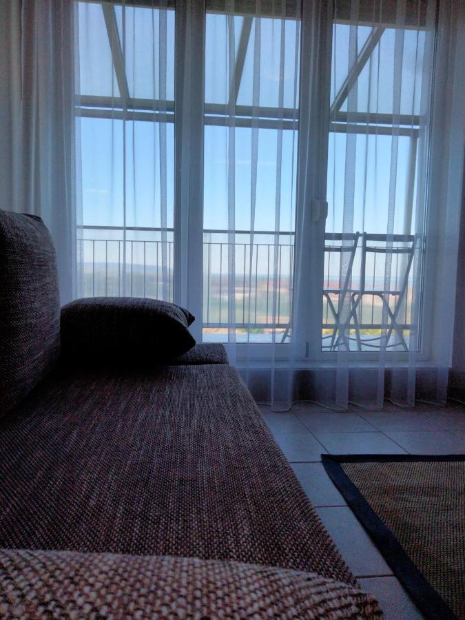 Wildflower Apartment Balatonfured Ngoại thất bức ảnh